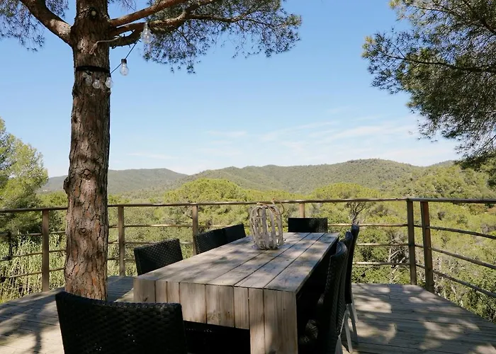Дом отдыха Treehouse By Alvent Holidays *
